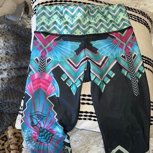 ONZIE leggings size XS